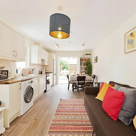 Apartment 2 Bedroom Riverside Sleeps 5 Dublin